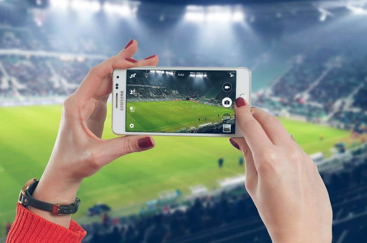 Fan de foot, jusqu’au bout du smartphone
