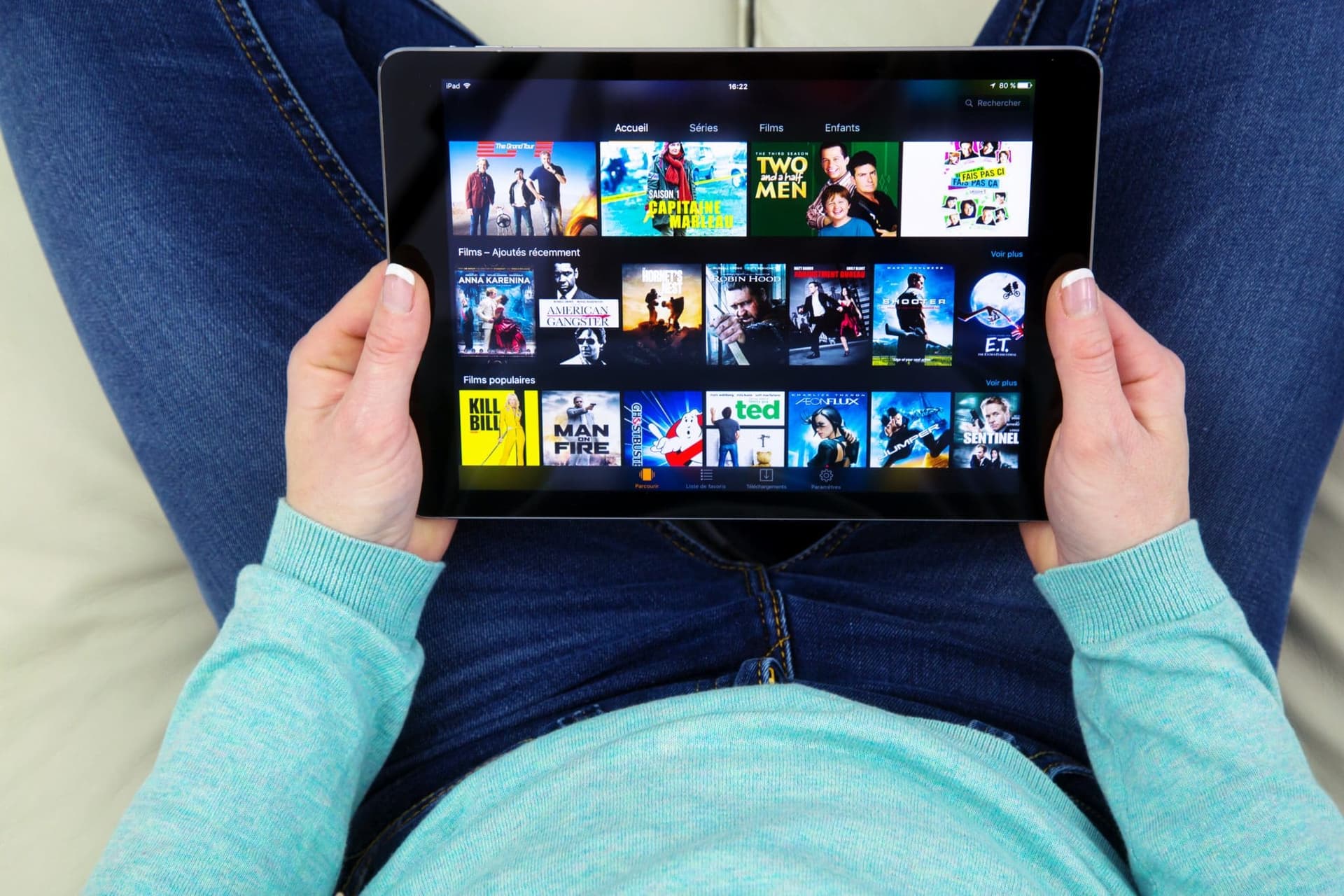 Comment regarder Amazon Prime Video sur votre téléviseur : méthodes officielles, alternatives et applications ?