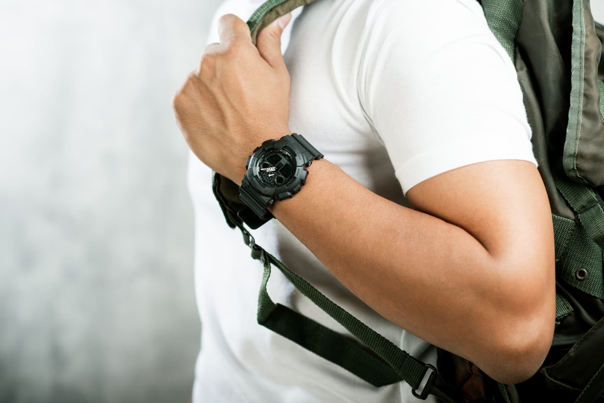 montre abordable homme